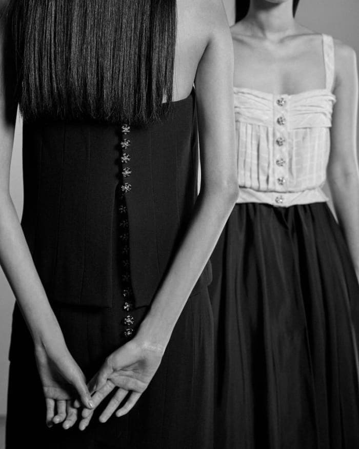 a-story-of-chanel-haute-couture-for-art-and-piece-5.jpg