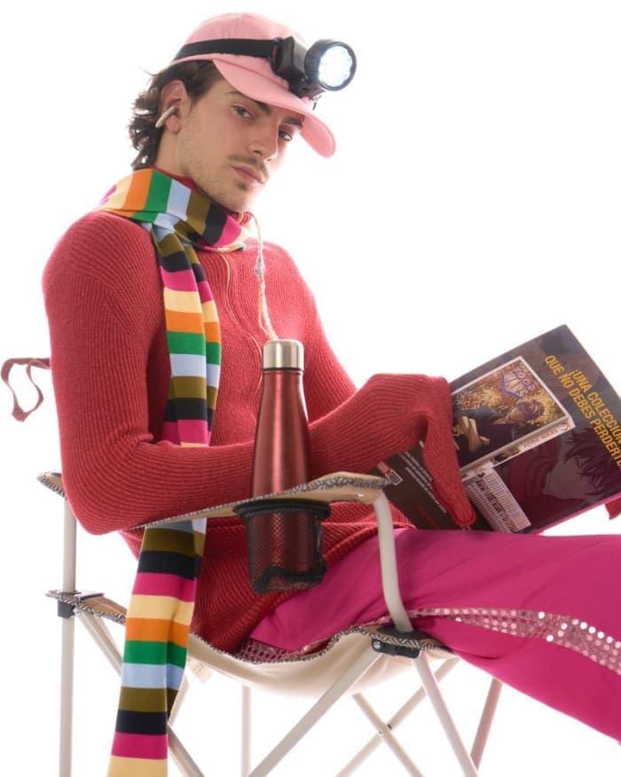 a-trip-into-the-avant-garde-with-an-addictively-experimental-featuring-sancho-del-val-4.jpg