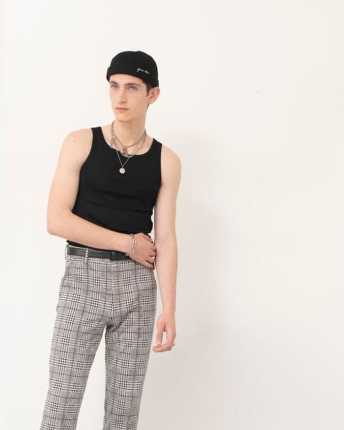 agnes-b-mens-lookbook-s-s-20-3.jpg