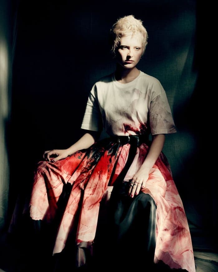 alexander-mcqueen-f-w-2021-lookbook-4.jpg