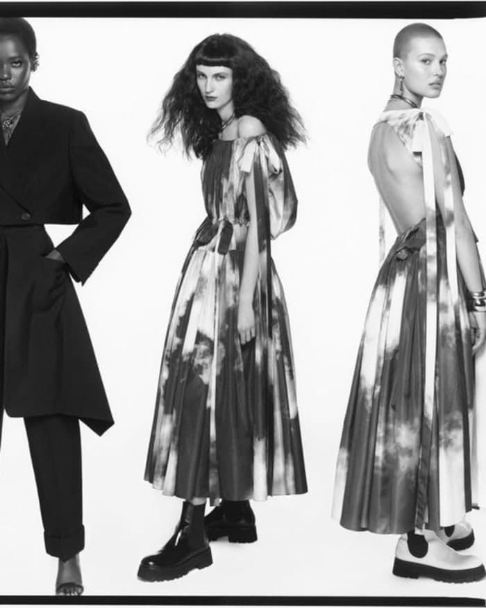 alexander-mcqueen-s-s-22-campaign-4.jpg