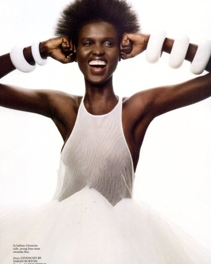 american-vogue-2025-2-2.jpg