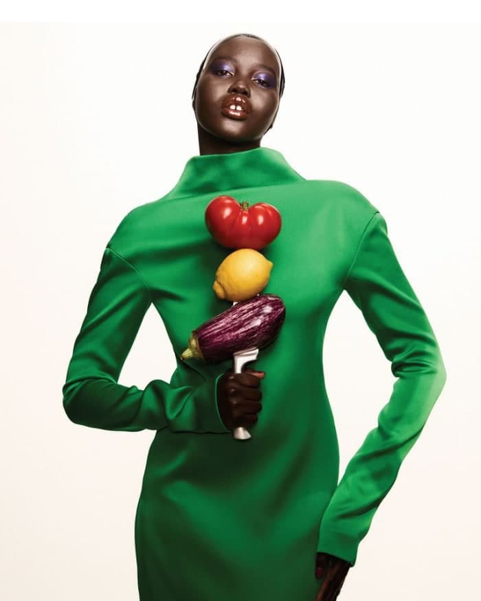 american-vogue-2025-2-5.jpg