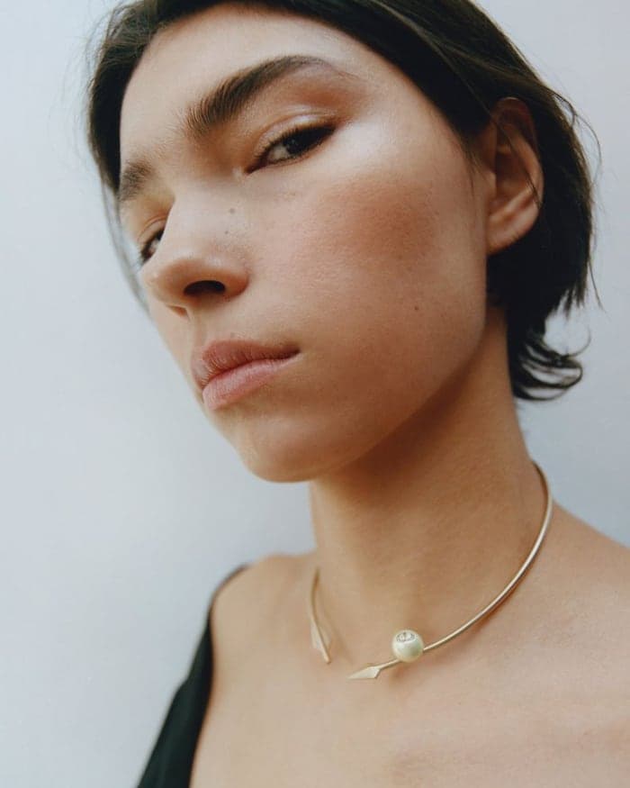 armor-up-with-a-collar-necklace-2.jpg