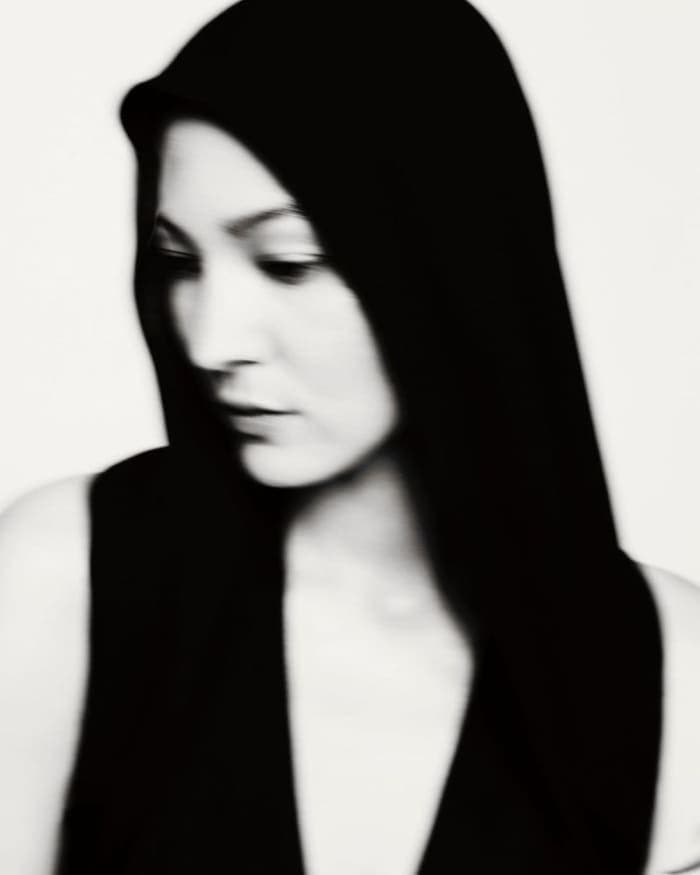 azzedine-alaia-black-dresses-digital-campaign-3.jpg