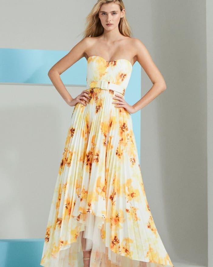 badgley-mischka-pre-fall-2023-by-david-michael-burns-3.jpg