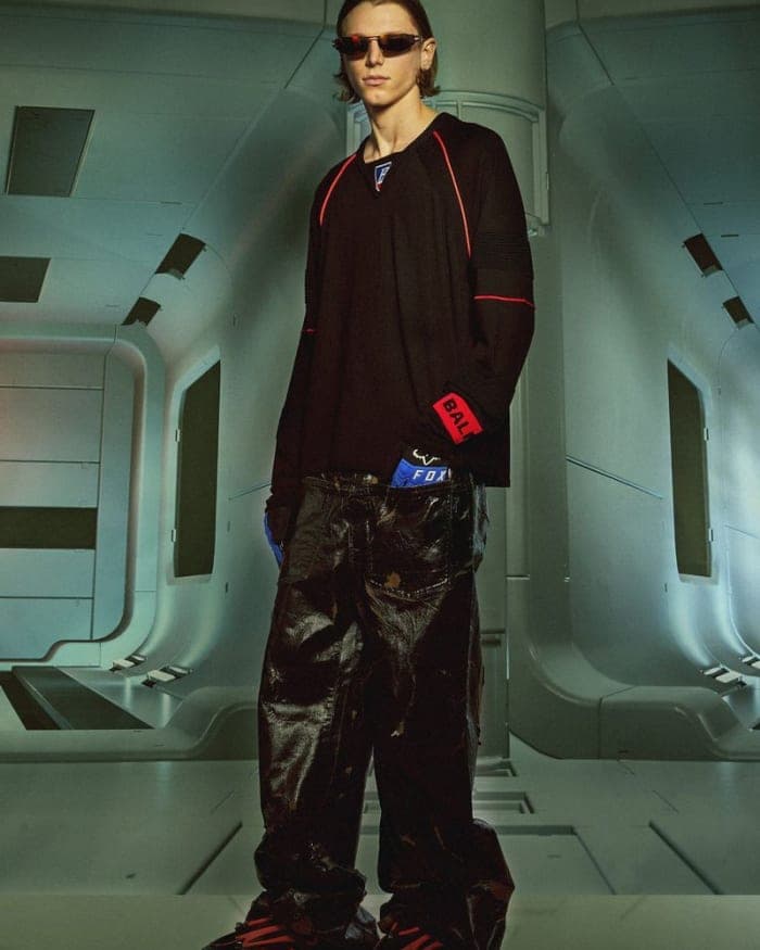 balmain-pre-fall-2022-lookbook-2.jpg