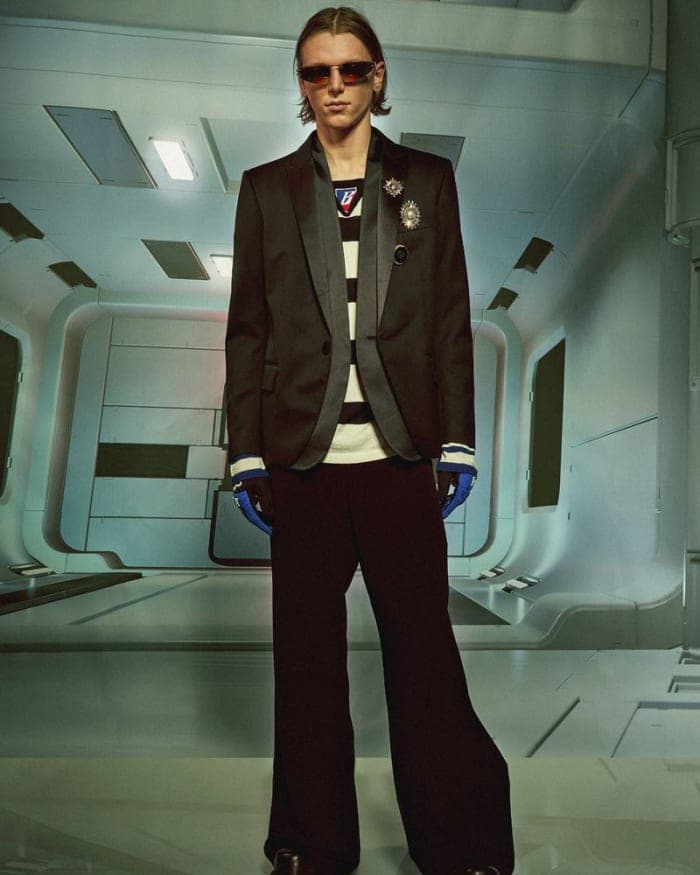 balmain-pre-fall-2022-lookbook-3.jpg