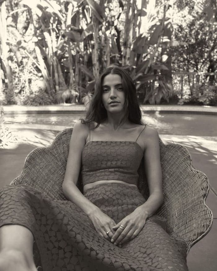 banana-republic-summer-25-campaign-5.jpg