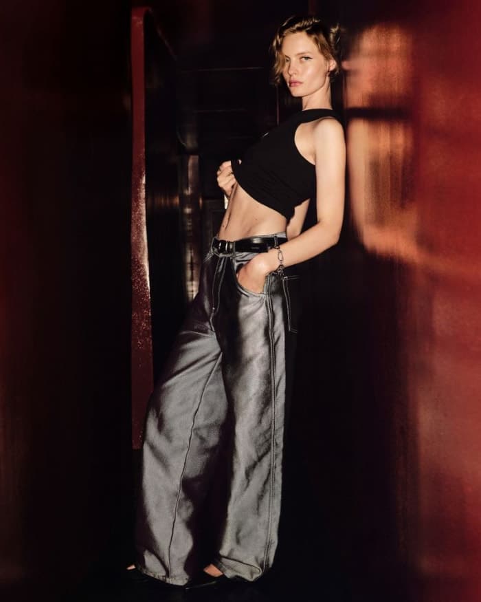 calvin-klein-holiday-2025-by-bryan-liston-2.jpg