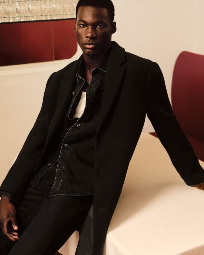 calvin-klein-holiday-2025-by-bryan-liston-5.jpg