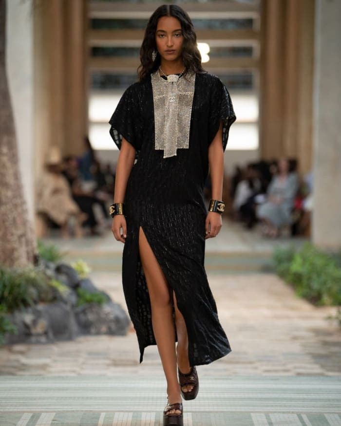 chanel-pre-fall-2023-metiers-dart-show-dakar-2.jpg