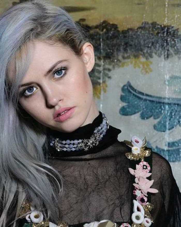 charlotte-free-special-chanel-story-2.jpg