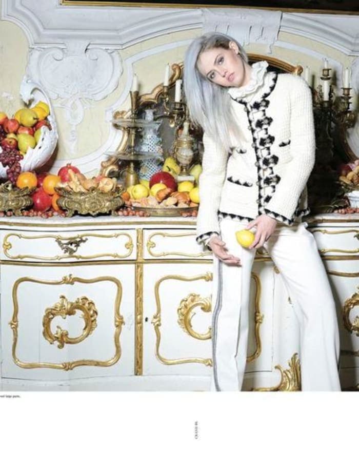 charlotte-free-special-chanel-story-3.jpg