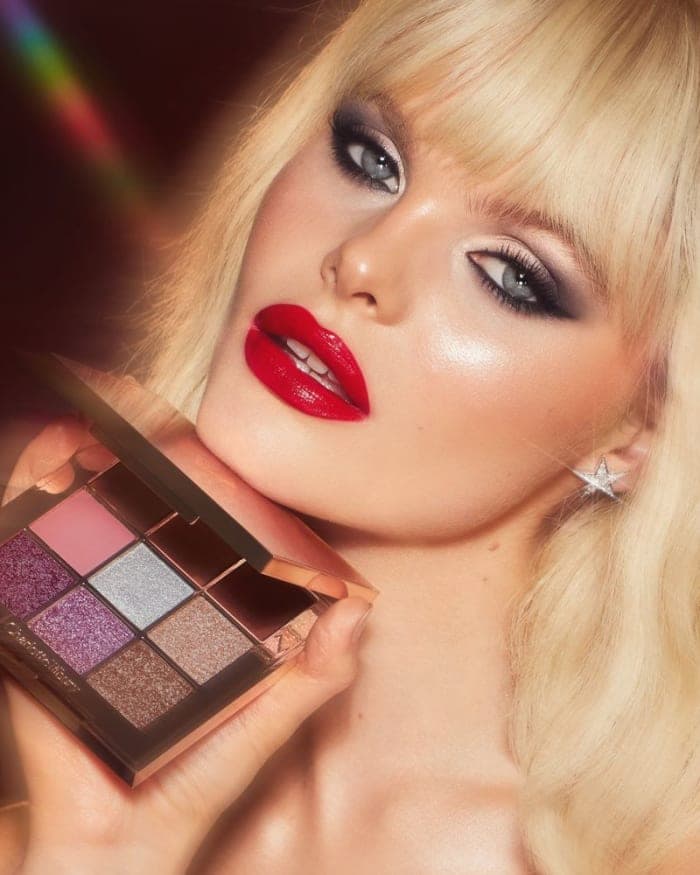 charlotte-tilbury-beauty-step-into-magic-holiday-2023-campaign-2.jpg