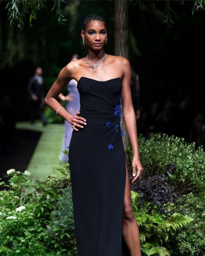 chopard-carolines-couture-2025-show-cannes-4.jpg