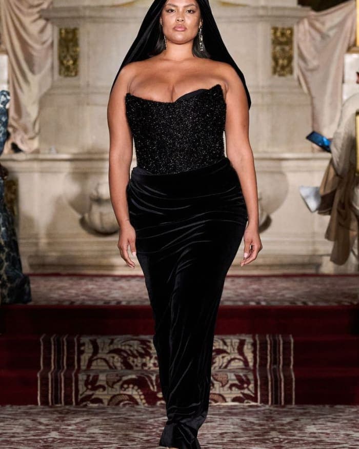 christian-siriano-f-w-24-show-4.jpg
