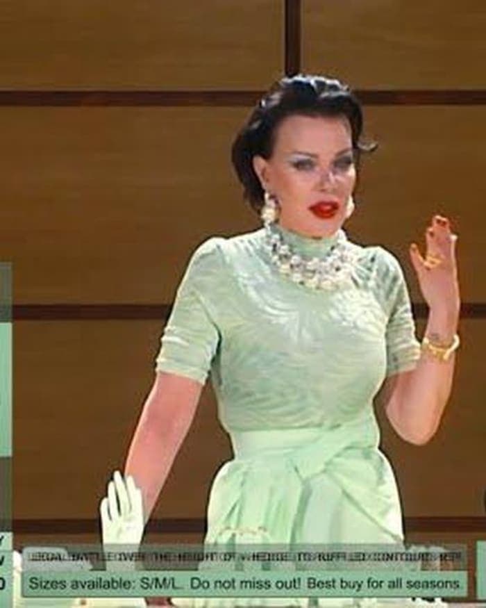 completedworks-aw25-show-by-laura-waldren-starring-debi-mazar-5.jpg