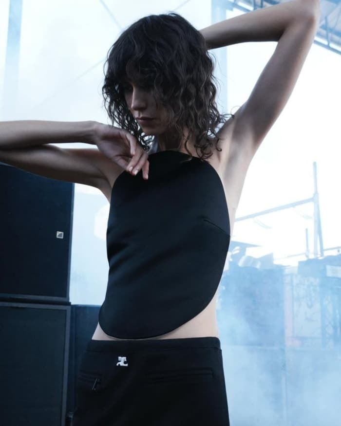 courreges-pre-fall-2025-campaign-3.jpg