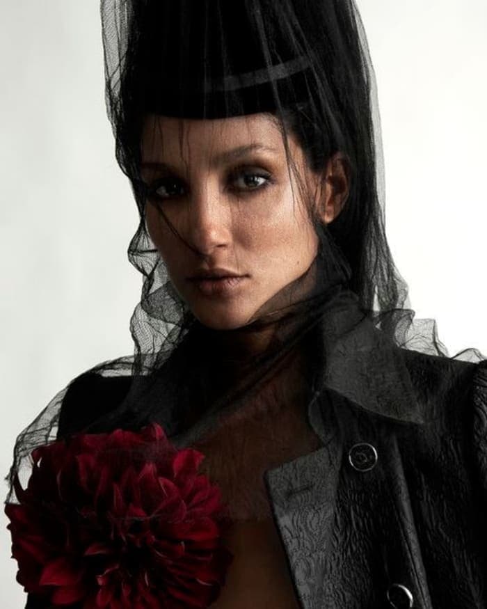 dark-dahlia-for-lofficiel-monaco-5.jpg
