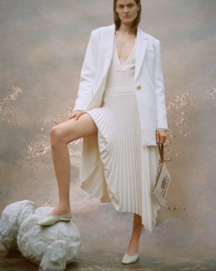 delvaux-s-s-21-campaign-5.jpg