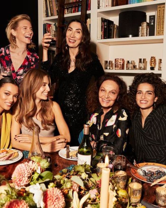 diane-von-furstenberg-holiday-2019-5.jpg