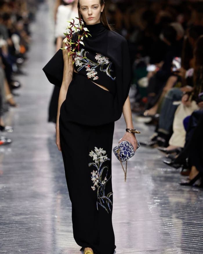 dior-haute-couture-spring-26-show-1.jpg