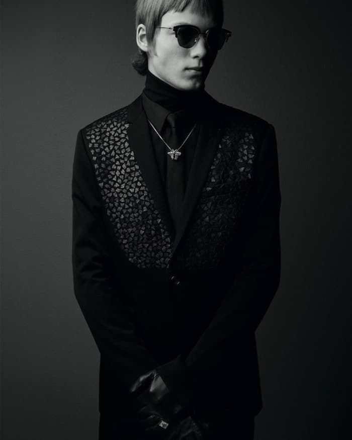 dior-homme-black-carpet-spring-2018-2.jpg