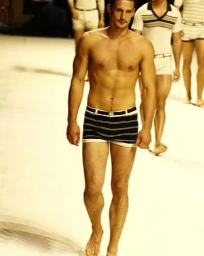 dolce-gabbana-s-s-11-2.jpg