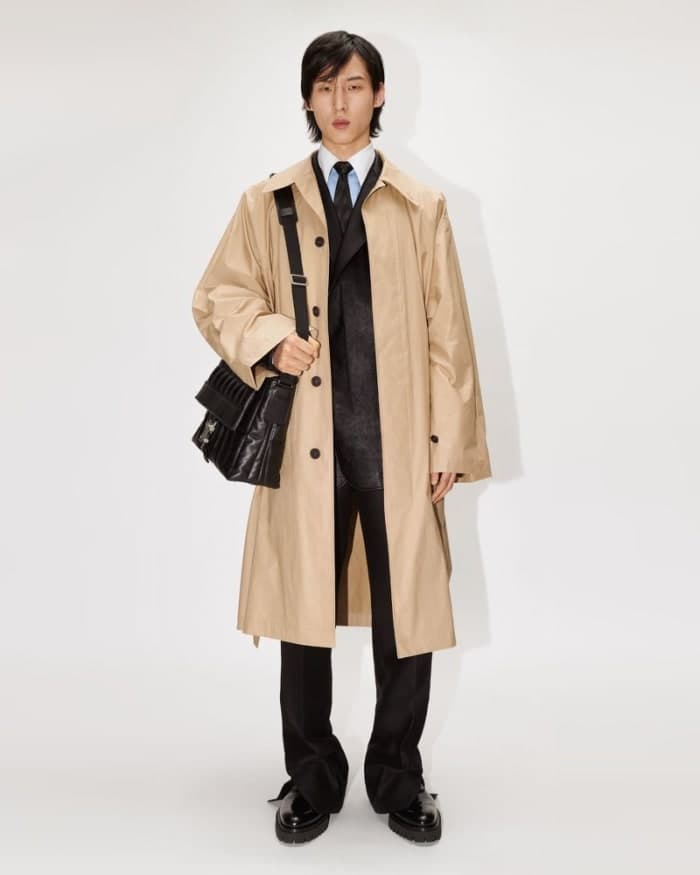 dunhill-f-w-22-mens-lookbook-3.jpg