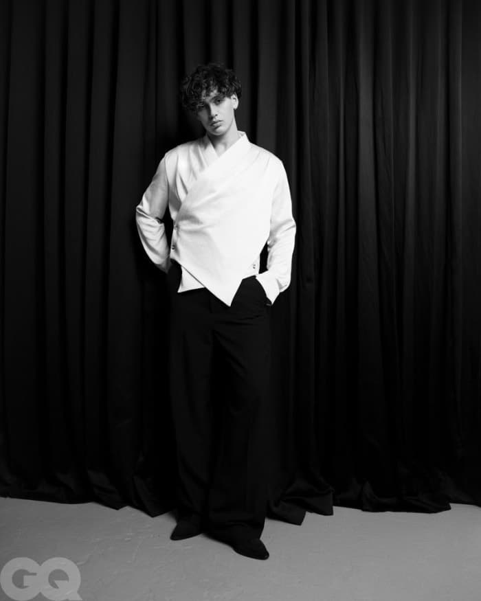 elevator-boys-4.jpg