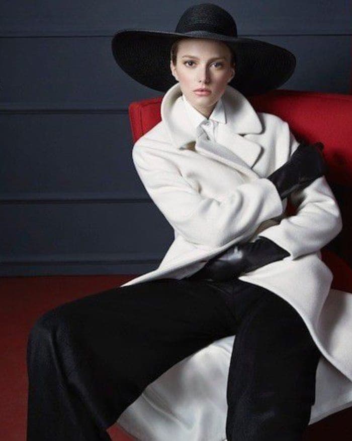 ellassay-f-w-14-campaign-catalogue-4.jpg