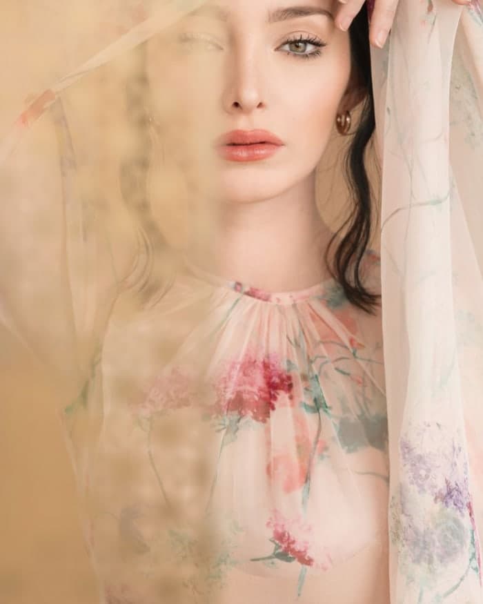 emma-dumont-by-emily-sandifer-2.jpg