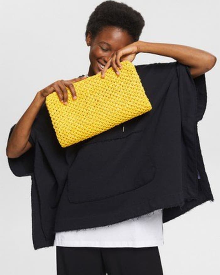 esprit-spring-2022-lookbook-2.jpg