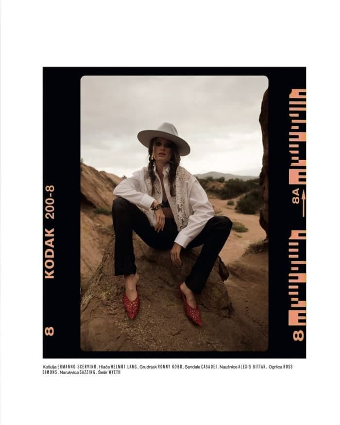 even-cowgirls-get-the-blues-4.jpg
