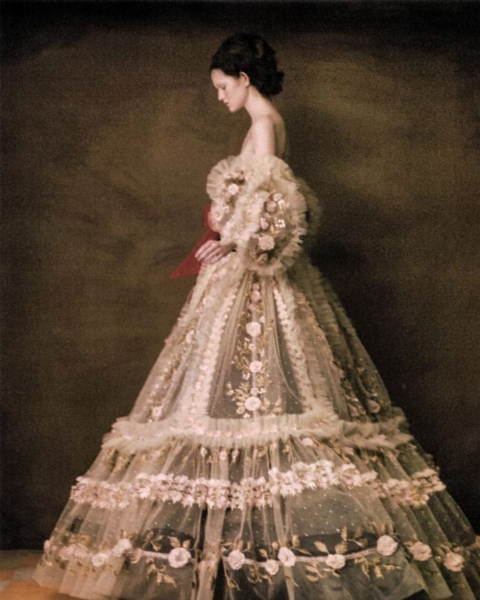 fantasy-the-allure-of-couture-3.jpg