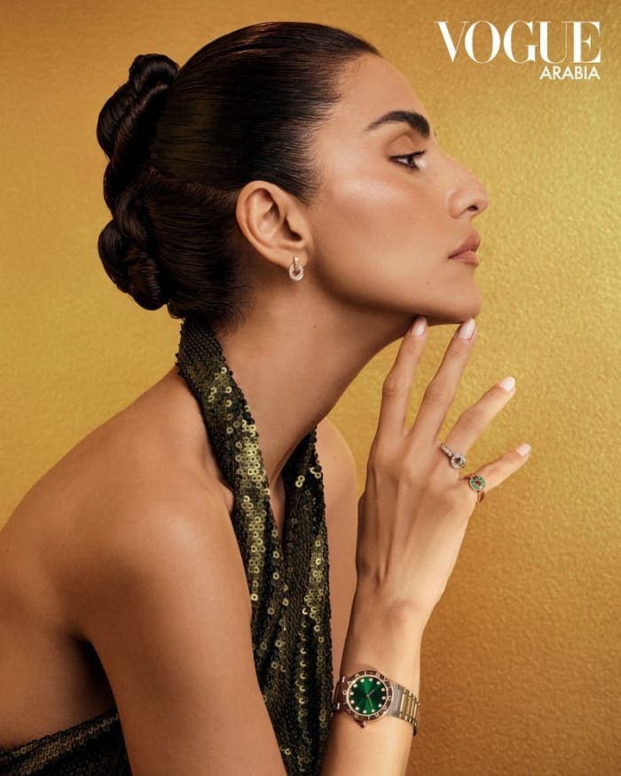 farnoush-hamidian-douses-herself-in-bulgaris-sumptuous-creations-2.jpg