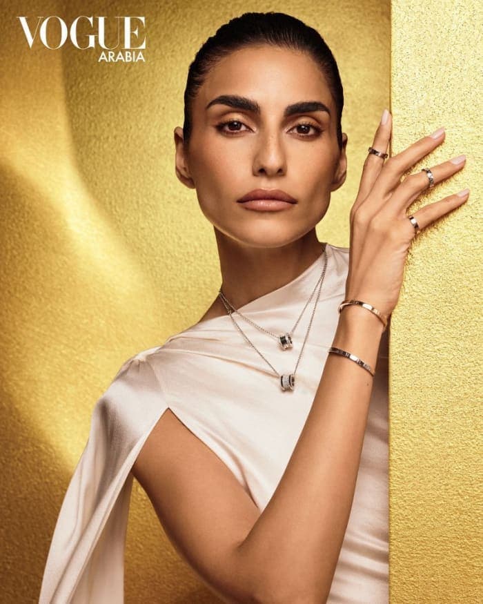 farnoush-hamidian-douses-herself-in-bulgaris-sumptuous-creations-5.jpg