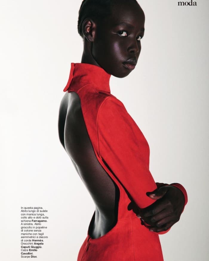 femme-en-rouge-donna-moderna-2.jpg
