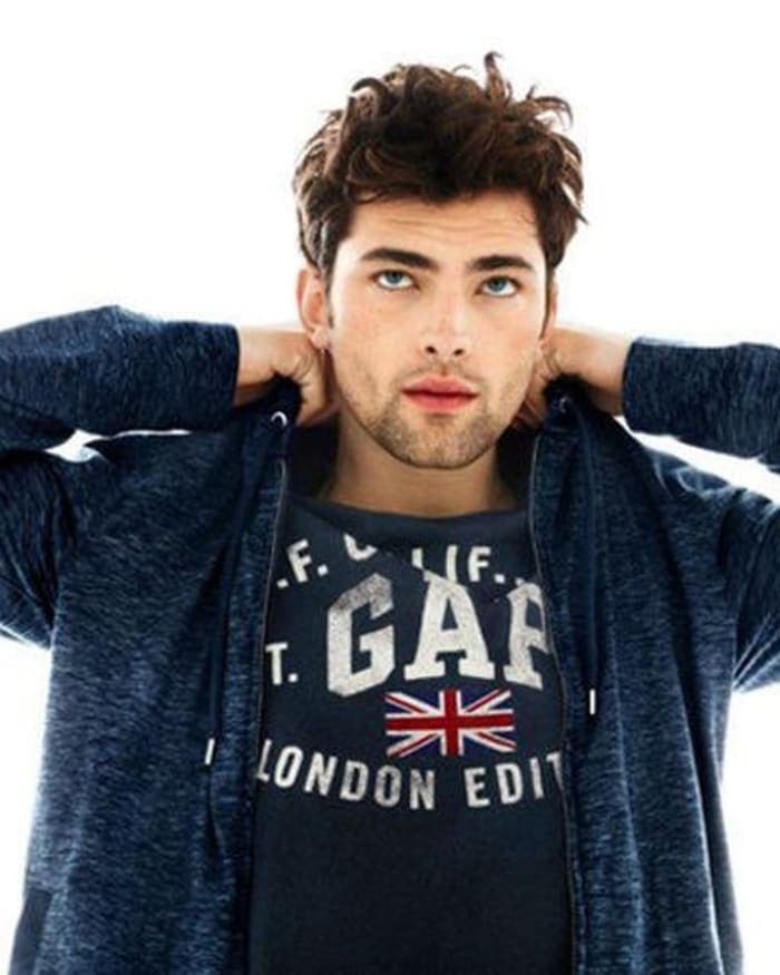 gap-be-your-own-t-campaign-summer-2012-5.jpg