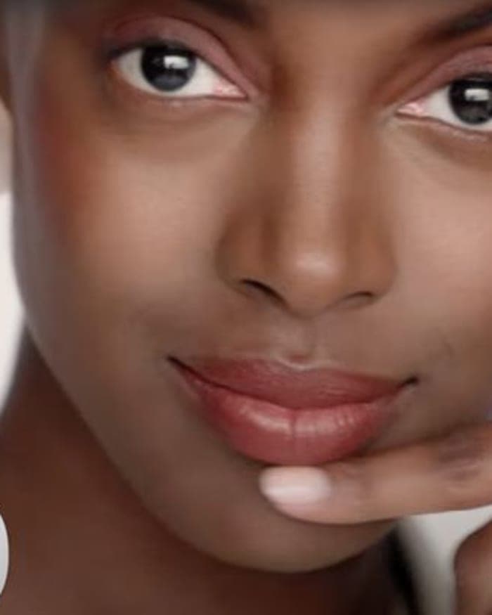 giorgio-armani-s-s-23-lip-power-luminous-silk-foundation-4.jpg