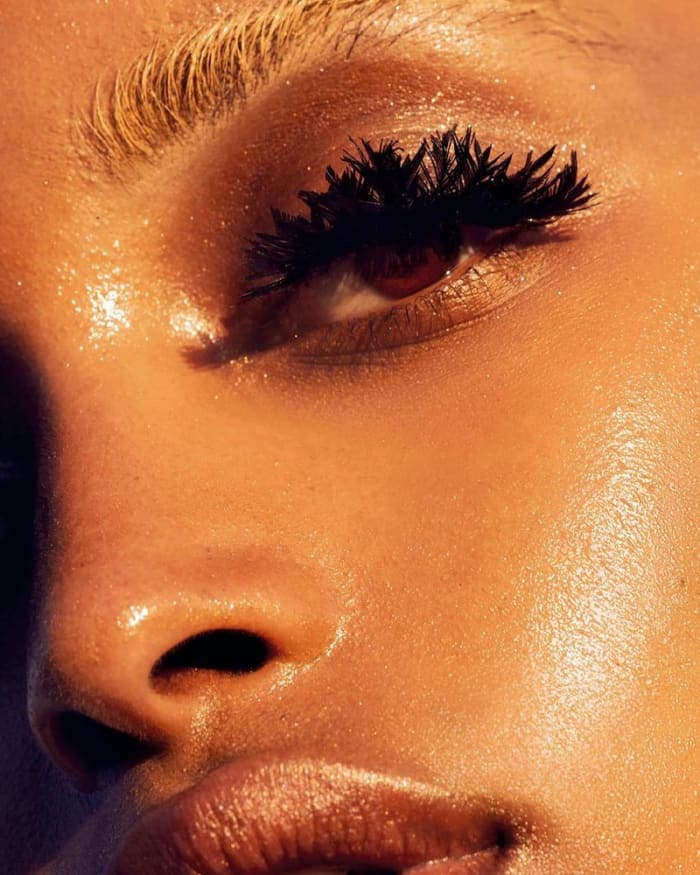 gold-dust-woman-3.jpg