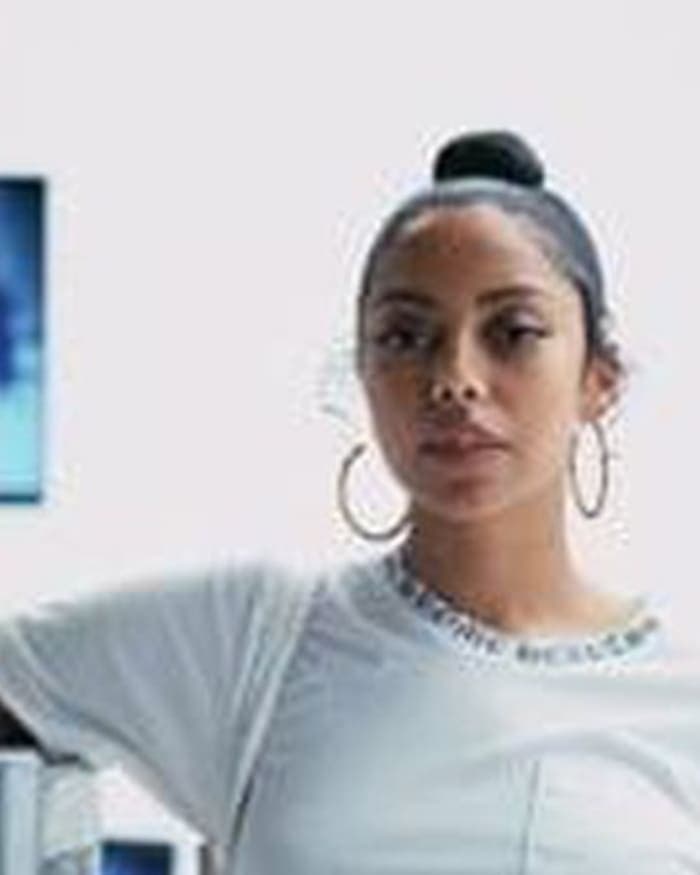 grailed-womenswear-campaign-22-2.jpg