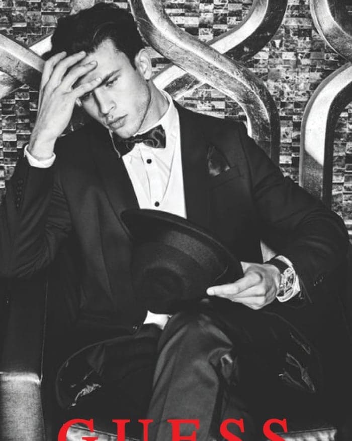 guess-men-holiday-2019-campaign-3.jpg