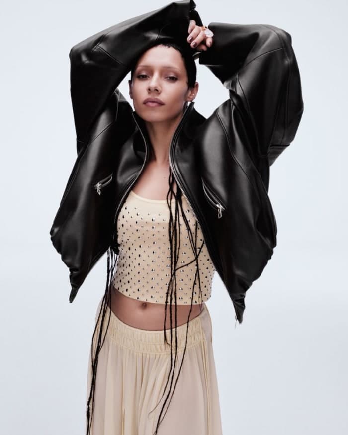 h-m-ethereal-bohemia-s-s-2025-campaign-5.jpg