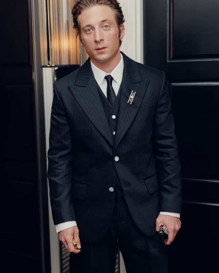 hanging-with-future-jeremy-allen-white-and-more-in-louis-vuittons-met-gala-2025-suite-3.jpg