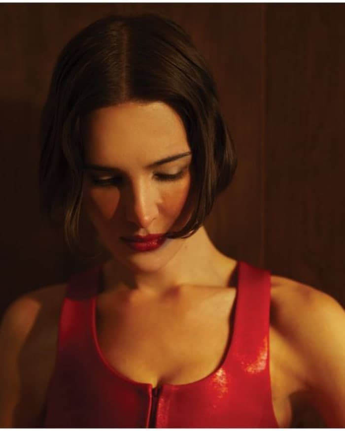 hari-nef-in-loewe-5.jpg