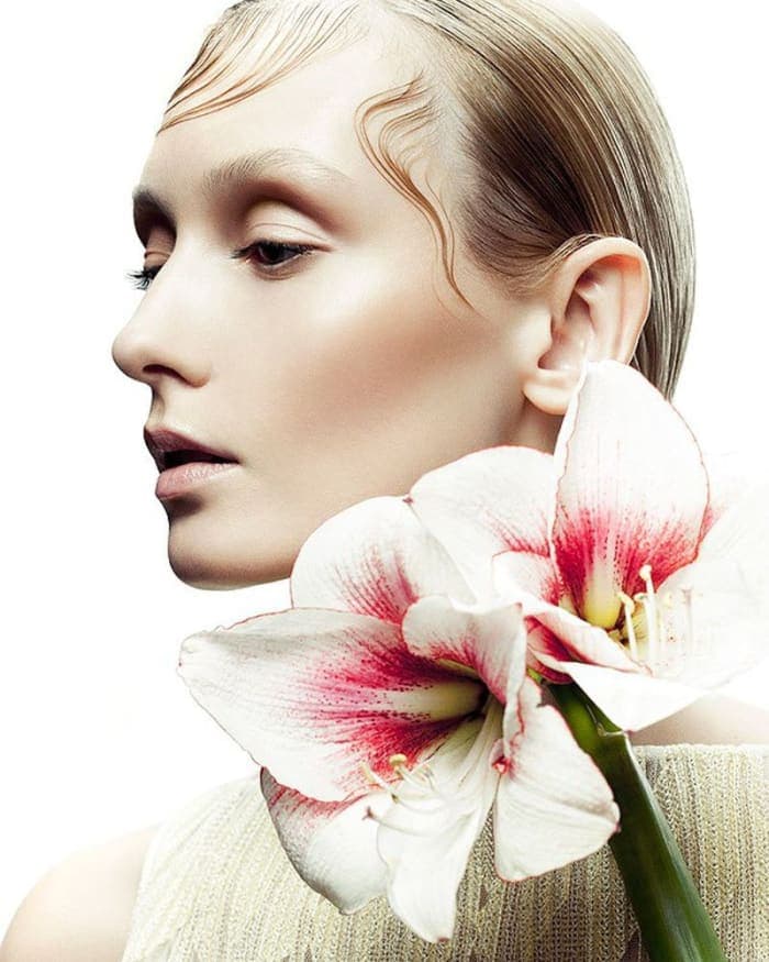 harpers-bazaar-beauty-nov-2015-5.jpg