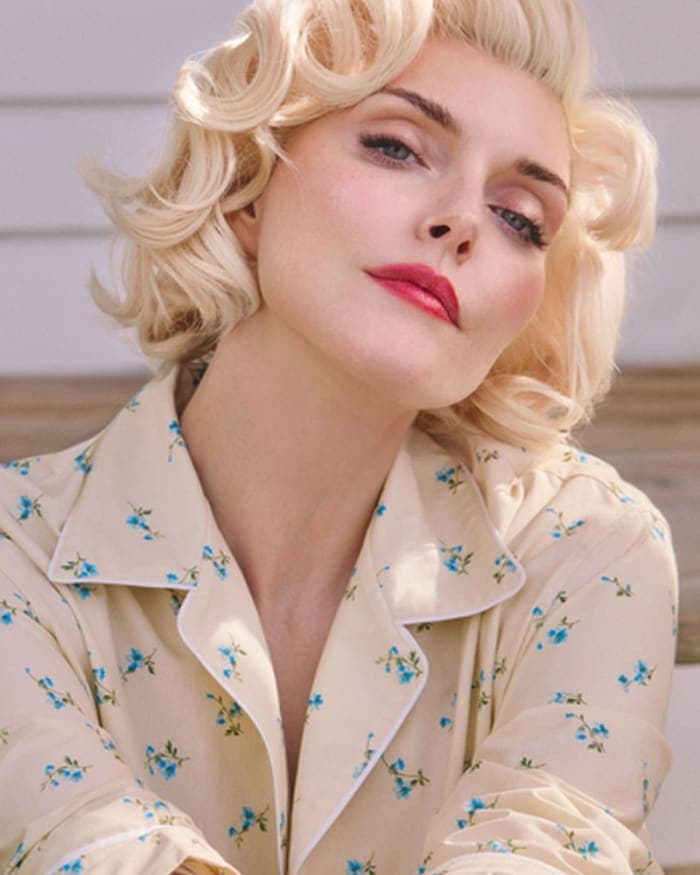 harpers-bazzaar-uk-sophie-dahl-5.jpg