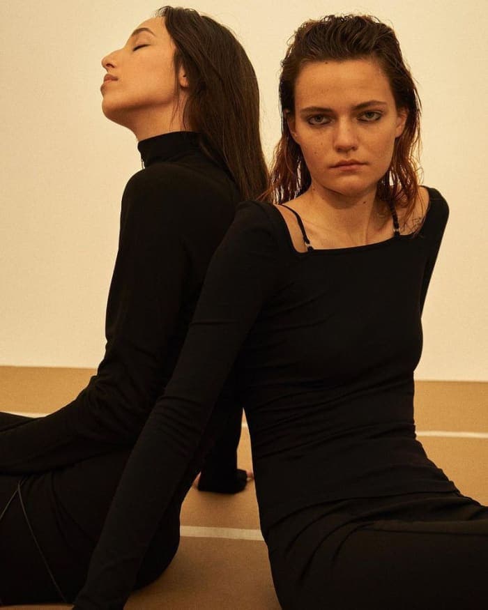helmut-lang-aw21-standards-5.jpg